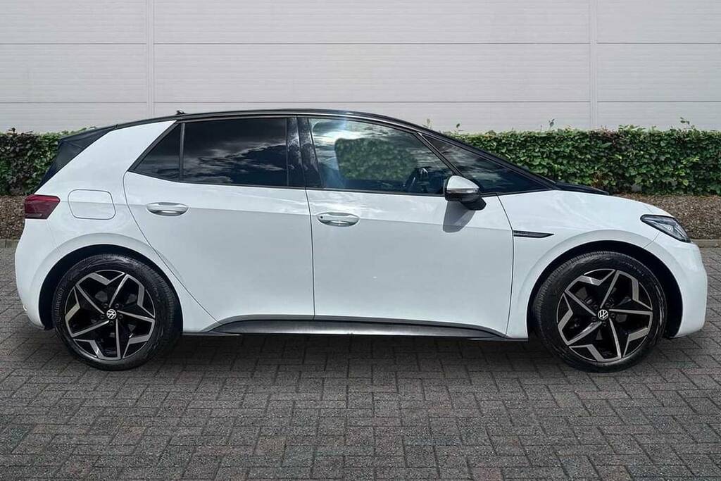Volkswagen ID.3 150Kw Tour Pro S 77Kwh FP22VJJ White #4