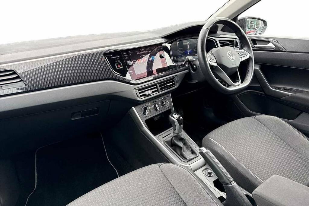 Volkswagen Polo 1.0 Tsi Life Dsg VU73NFO Black #2