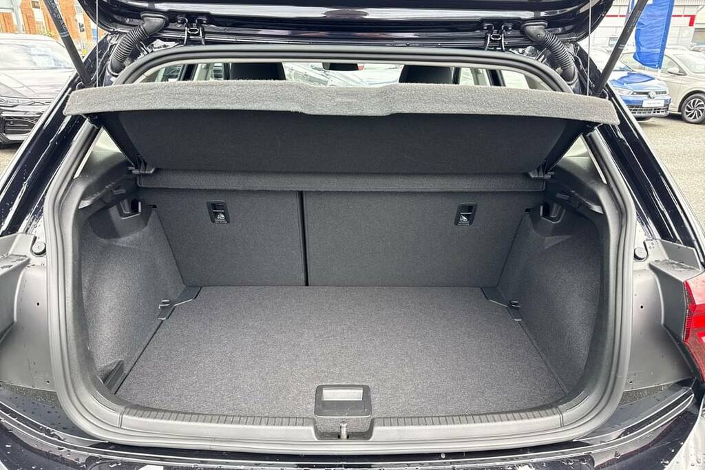 Volkswagen Polo 1.0 Tsi Life Dsg  Black #2