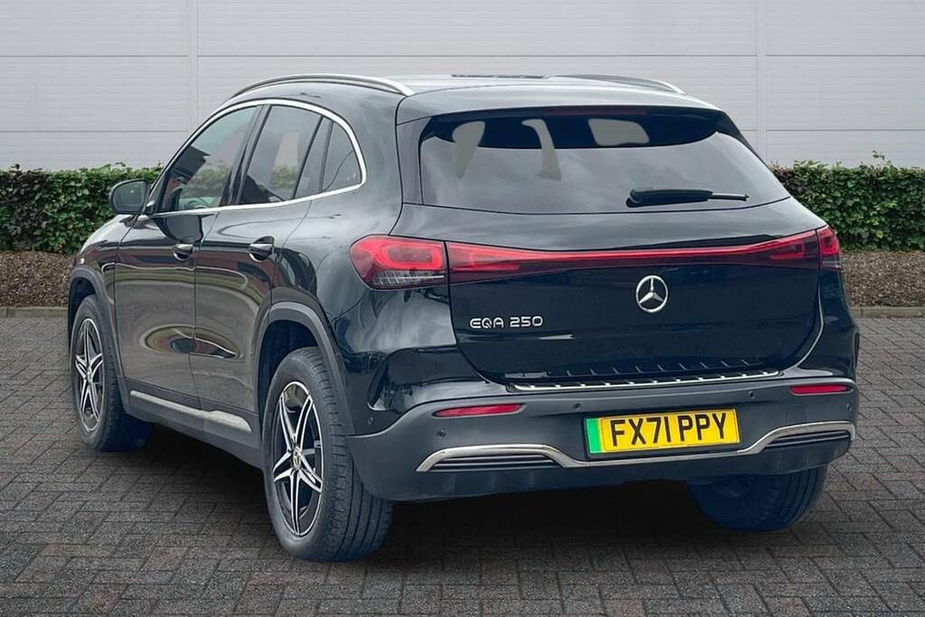 Mercedes-Benz EQA 250 140Kw Amg Line 66.5Kwh Black #5