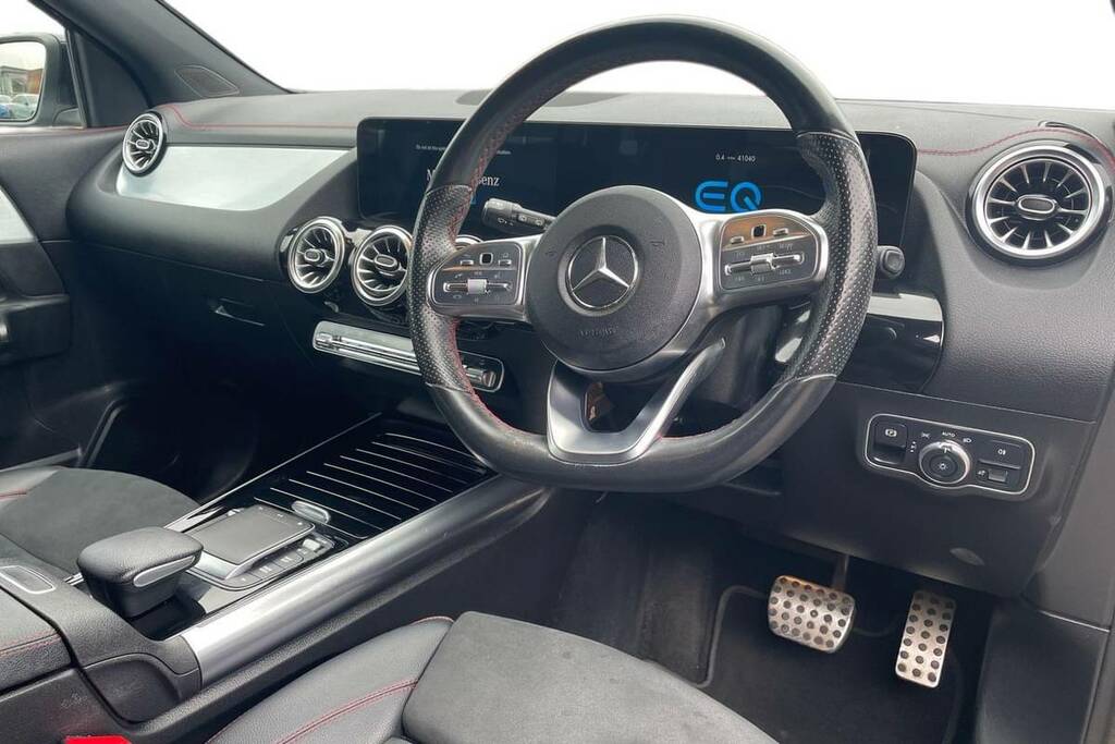 Mercedes-Benz EQA 250 140Kw Amg Line 66.5Kwh Black #4
