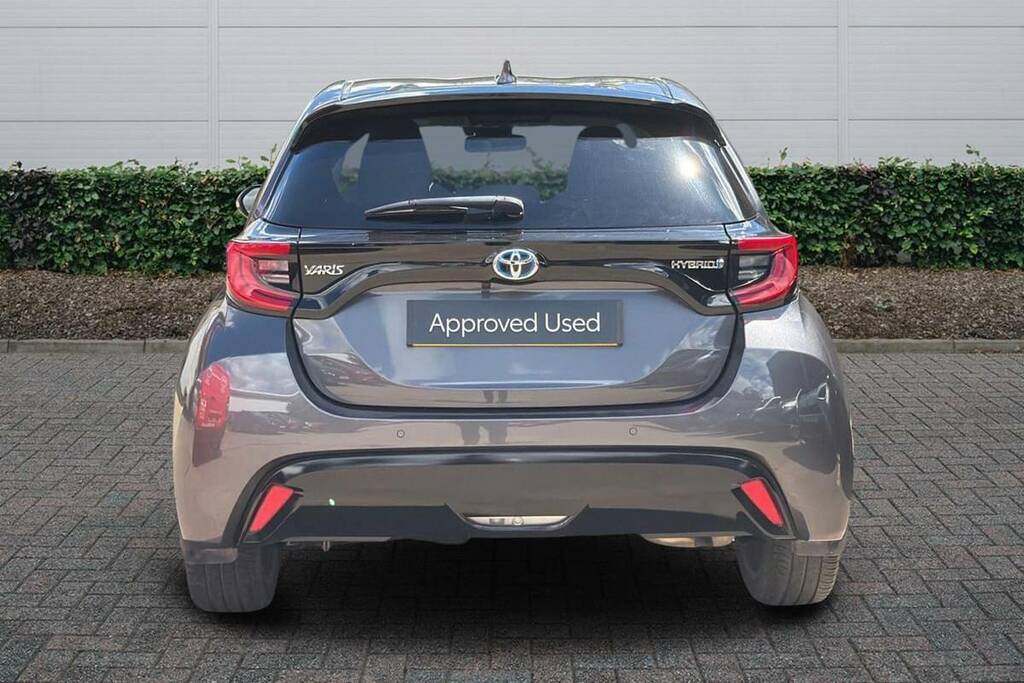 Toyota Yaris 1.5 Hybrid Excel Cvt Grey #4