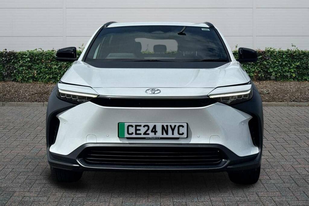 Toyota bZ4X 150Kw Motion 71.4Kwh 11Kw White #3