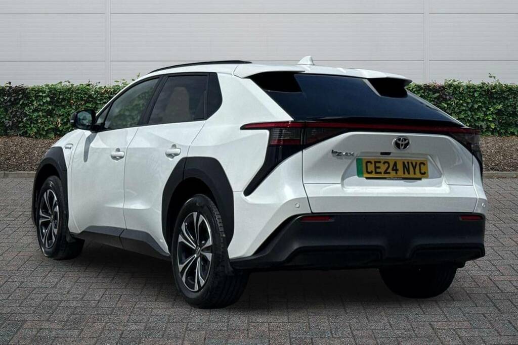 Toyota bZ4X 150Kw Motion 71.4Kwh 11Kw White #2