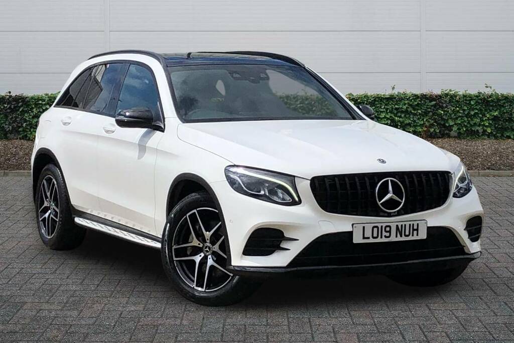 Mercedes-Benz GLC Class 250 4Matic Amg Night Edition 9G-tronic White