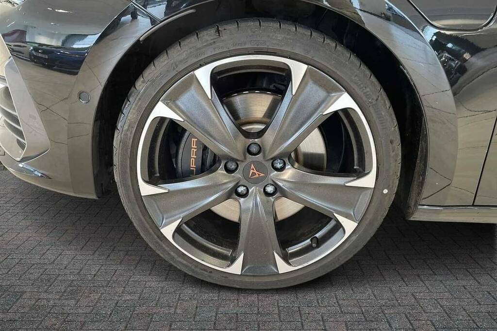 Cupra Leon 1.4 Ehybrid Vz2 Dsg BG74DCY Black #5