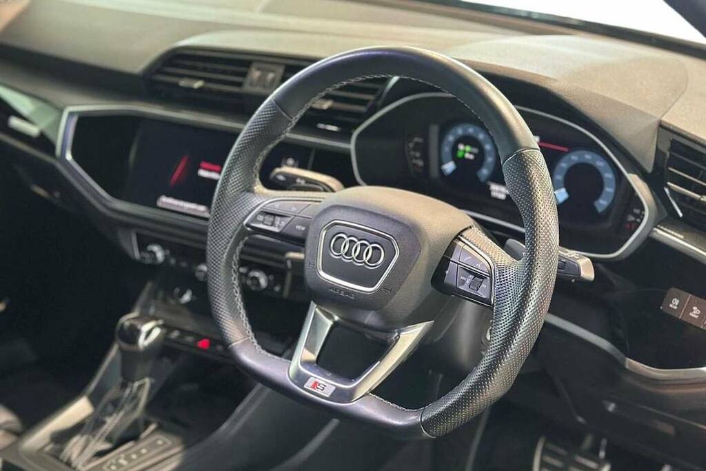 Audi Q3 45 Tfsi E Black Edition S Tronic Grey #6