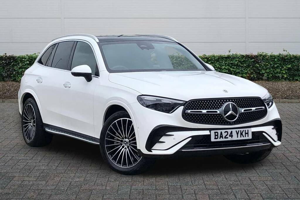Mercedes-Benz GLC Class 300 4Matic Amg Line Premium Plus 9G-tronic White