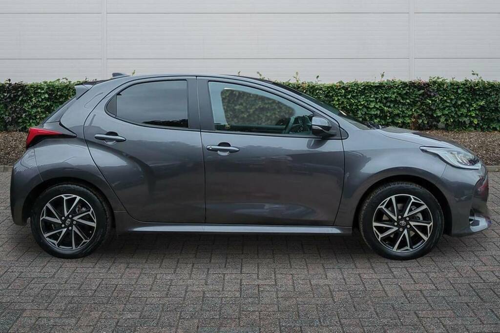 Toyota Yaris 1.5 Hybrid Design Cvt Grey #5