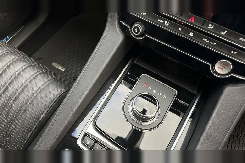 Jaguar F-Pace R-sport Awd Black #13
