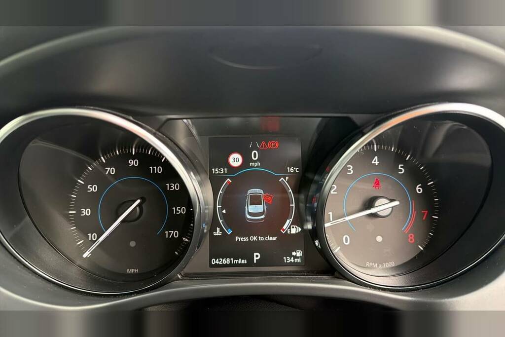 Jaguar F-Pace R-sport Awd Black #16