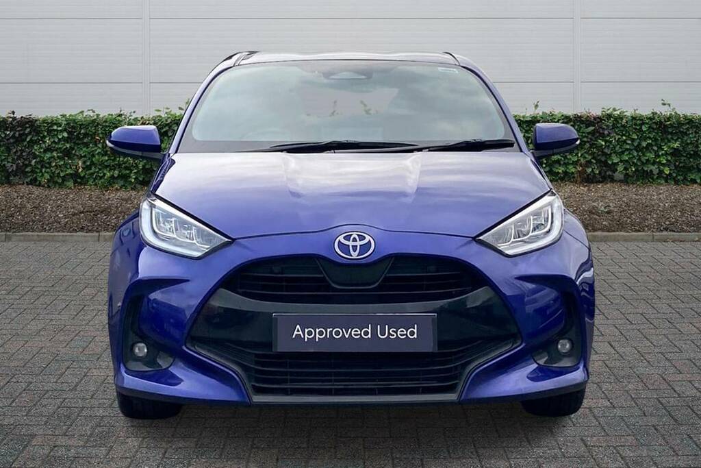 Toyota Yaris 1.5 Hybrid 130 Excel Cvt  #3