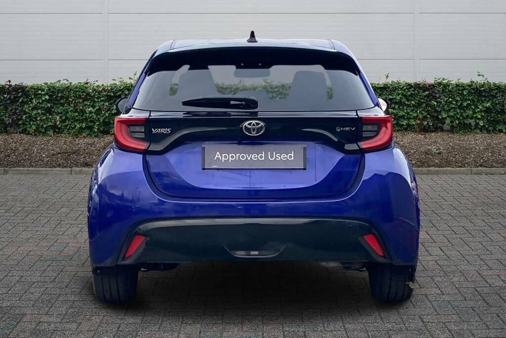 Toyota Yaris 1.5 Hybrid 130 Excel Cvt  #4