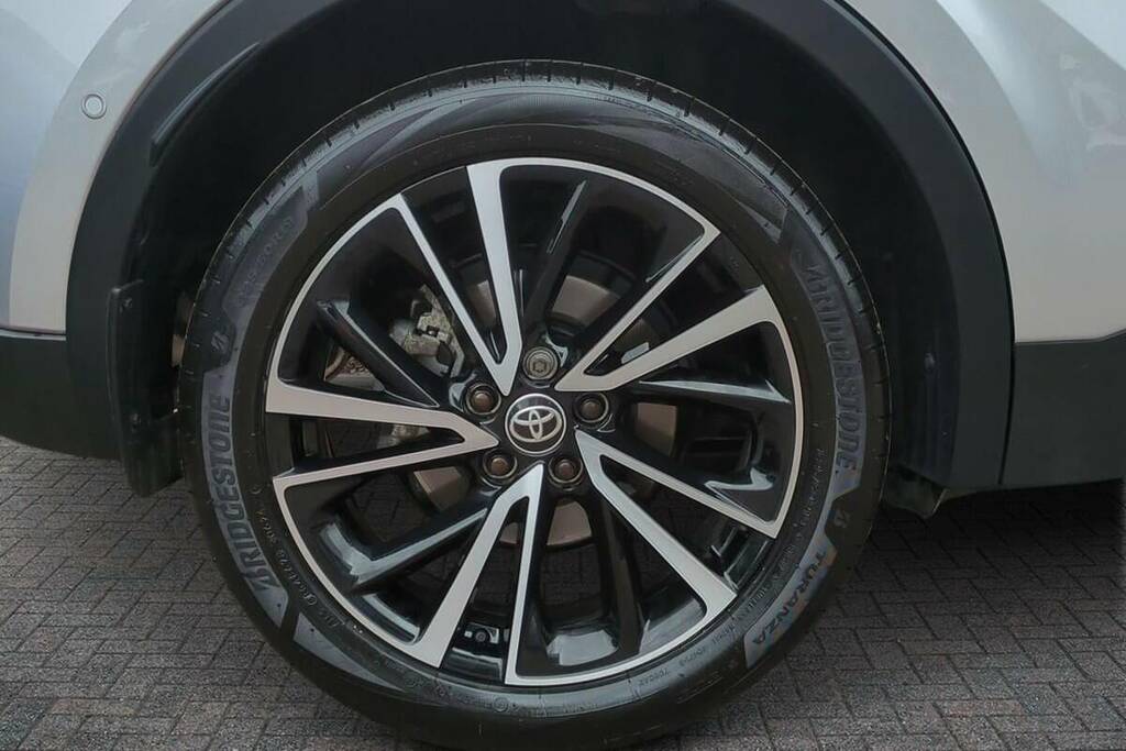 Toyota C-Hr 1.8 Hybrid Excel Cvt Silver #6