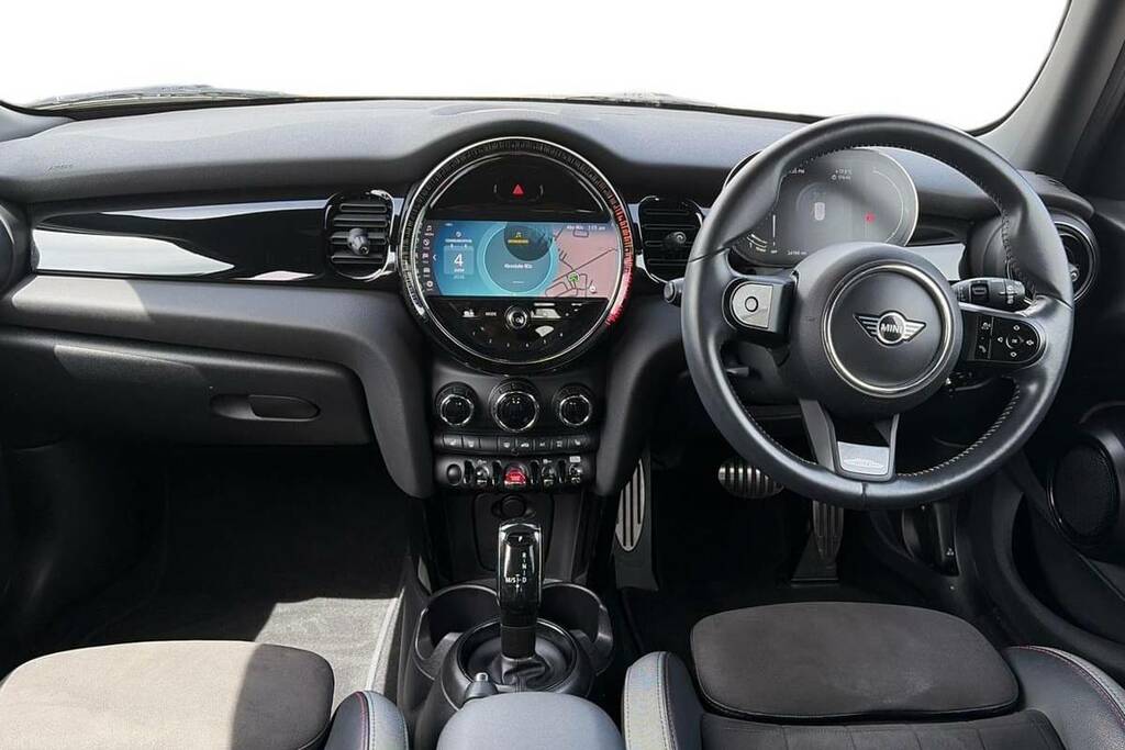 Mini Hatch 1.5 Cooper Sport YC71NWG Blue #4