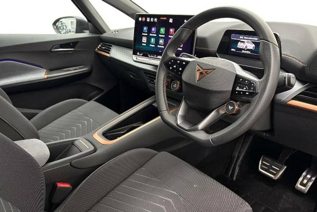 Cupra Born 170Kw E-boost V2 59Kwh Black #2