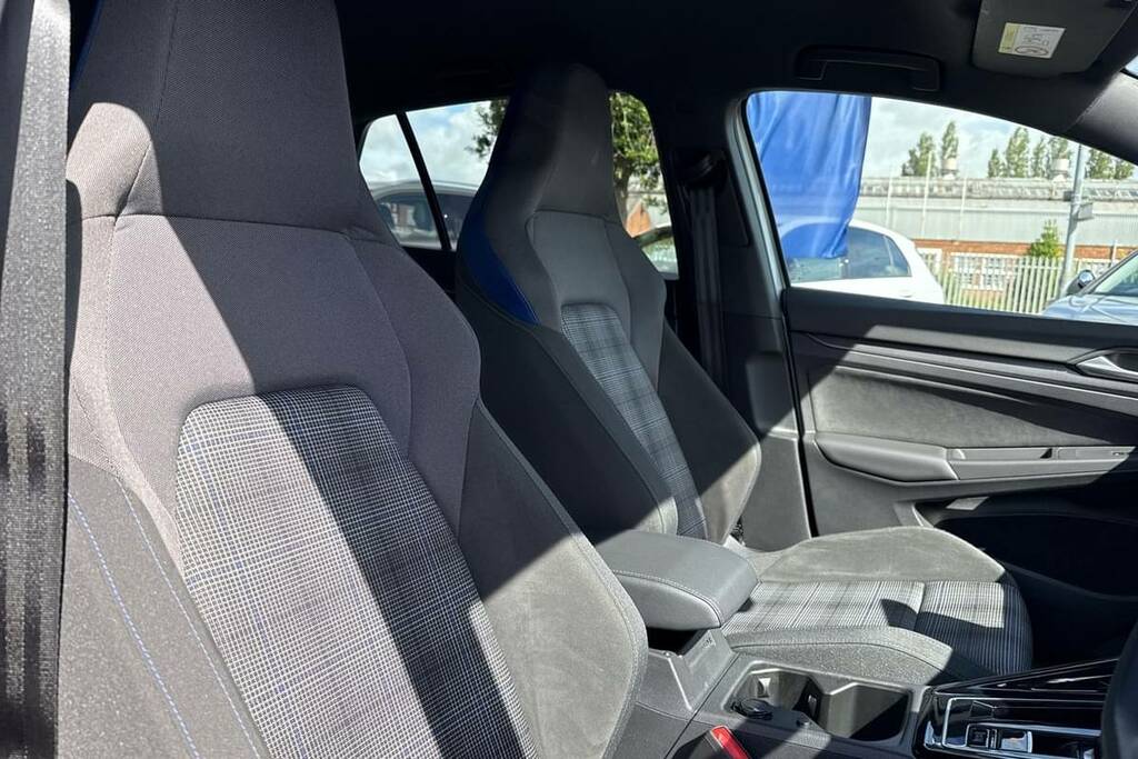 Volkswagen Golf 1.5 Tsi 272 Gte Ehybrid Dsg DC25HYP Silver #6