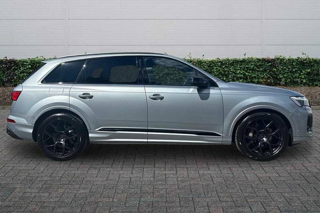 Audi Q7 55 Tfsi Quattro Black Edition Tiptronic Silver #4