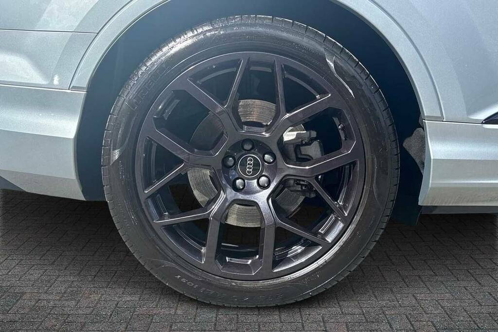 Audi Q7 55 Tfsi Quattro Black Edition Tiptronic Silver #5