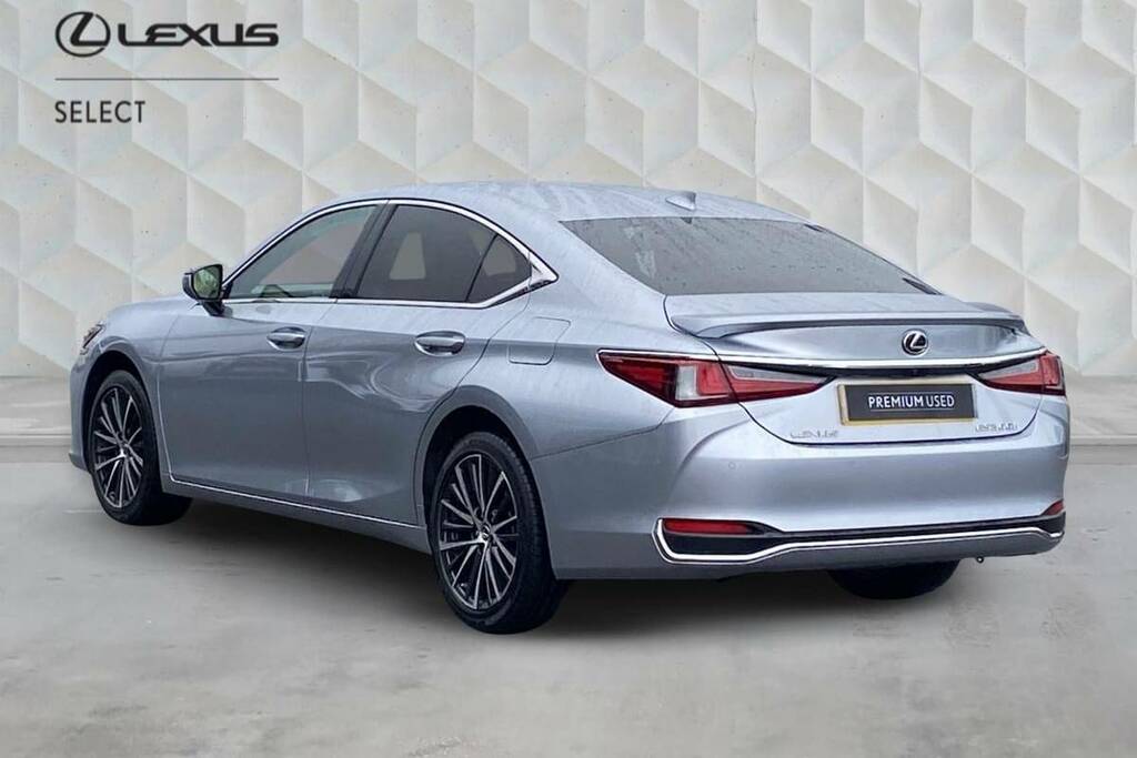 Lexus ES 300H 2.5 Premium Cvt Silver #2