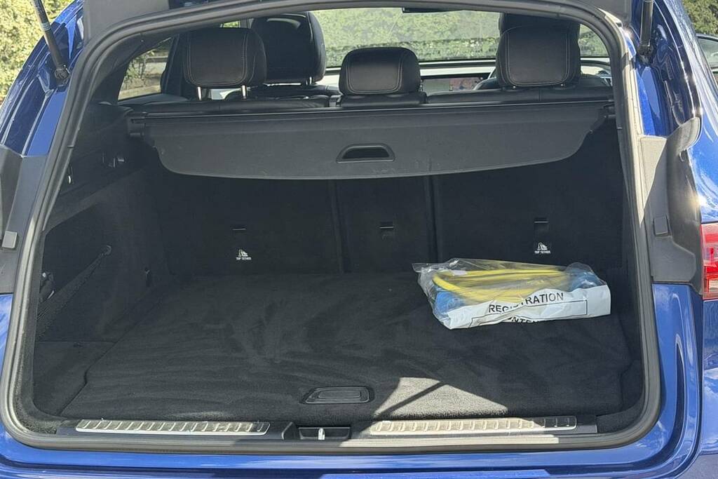 Mercedes-Benz EQC 400 300Kw Amg Line Premium 80Kwh Blue #2