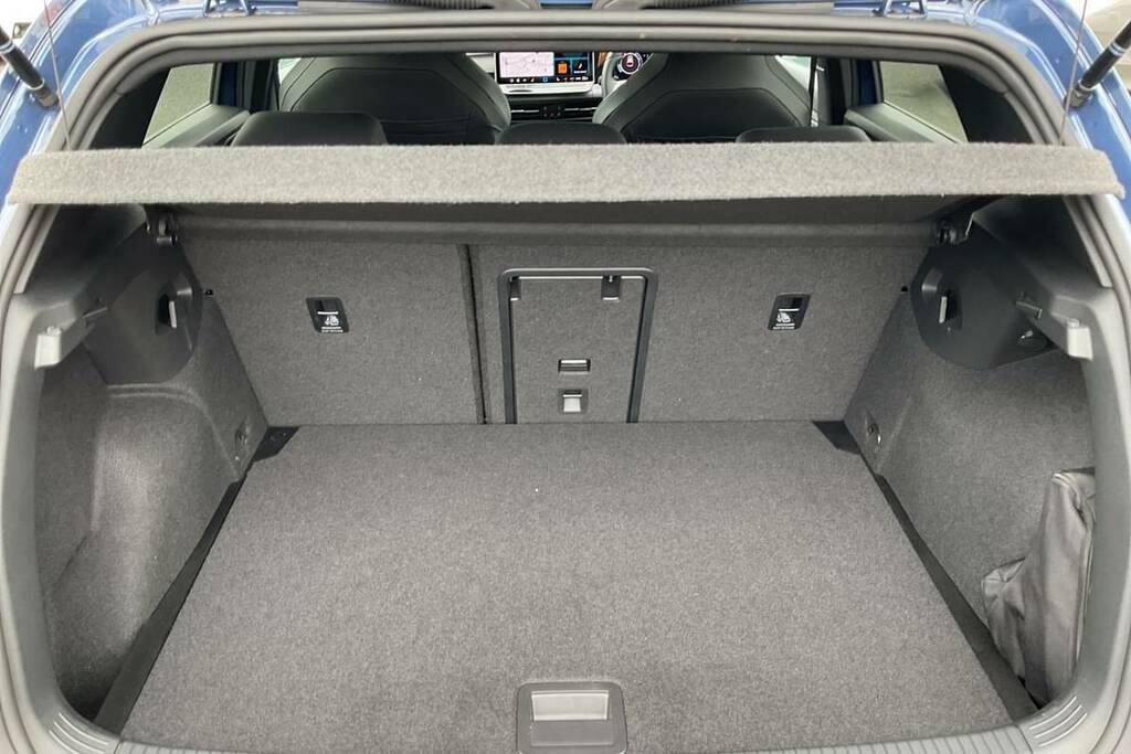 Volkswagen Golf 1.5 Tsi 150 R-line BW24JZO Blue #2