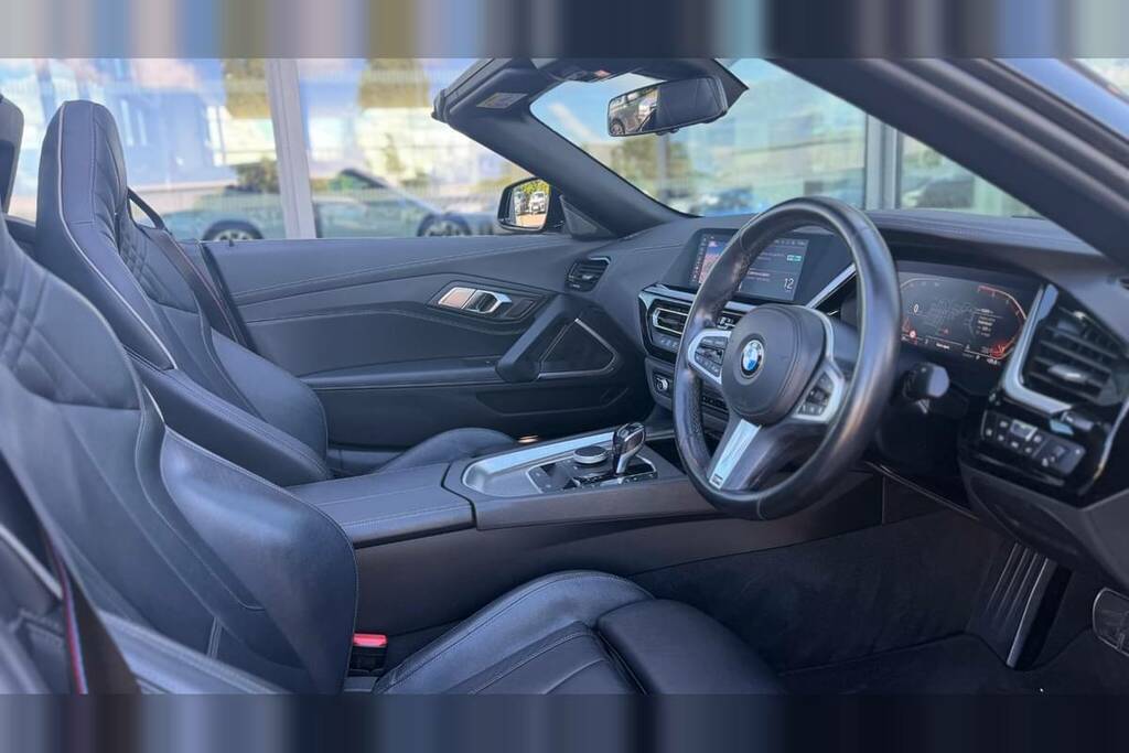 BMW Z4 Sdrive 20I M Sport ME19HXB Blue #4