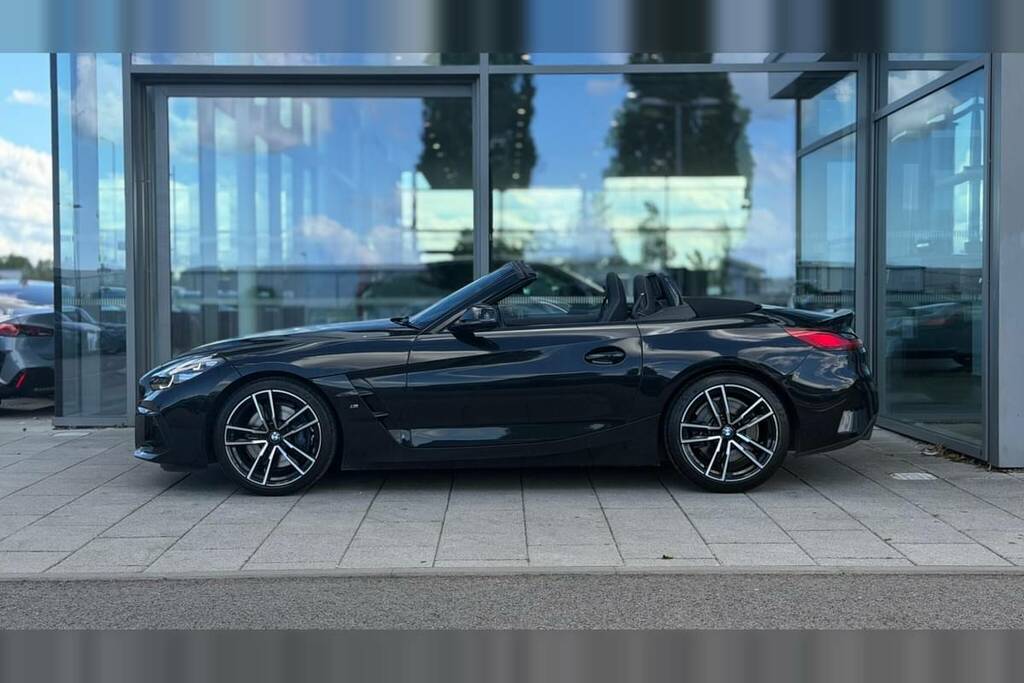 BMW Z4 Sdrive 20I M Sport ME19HXB Blue #3