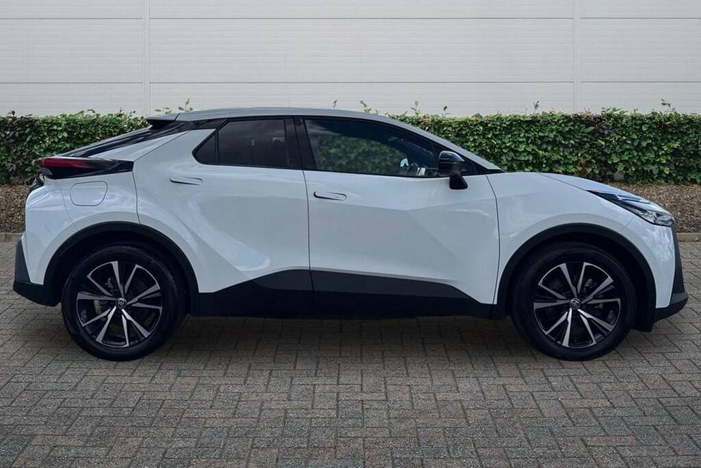 Toyota C-Hr 2.0 Phev Design Cvt FP74ZDV White #5