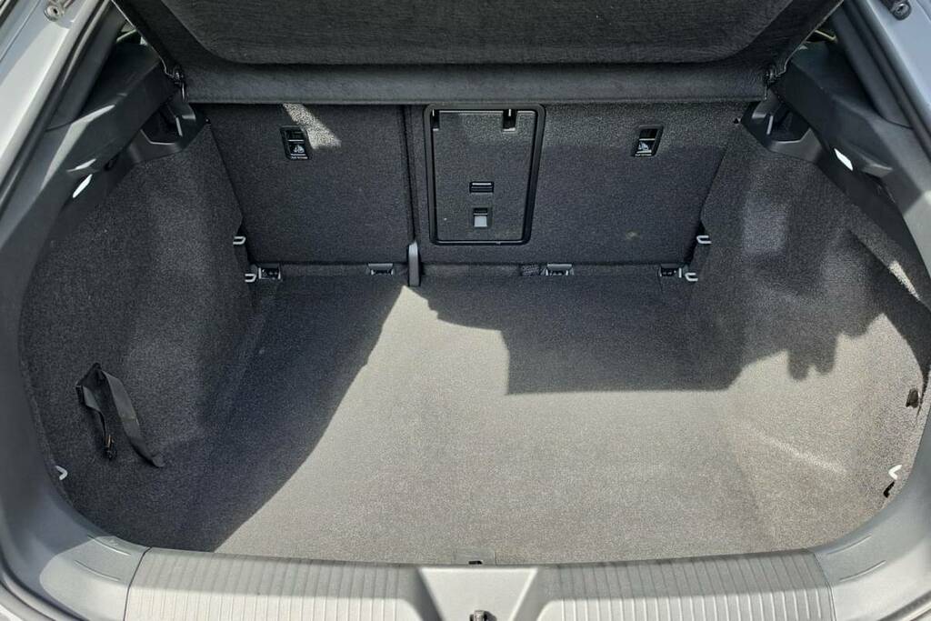 Volkswagen ID.5 210Kw Match Pro 77Kwh Grey #2