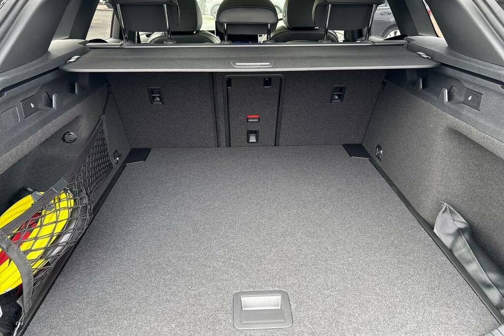 Volkswagen ID.7 210Kw Match Pro S Plus 86Kwh Blue #2