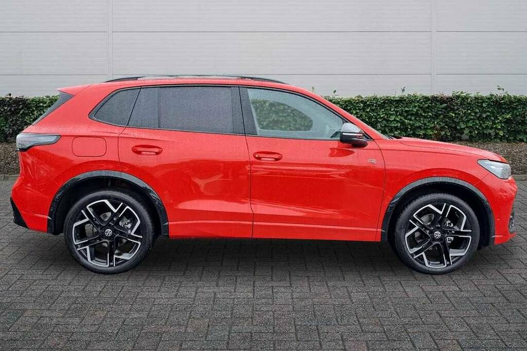 Volkswagen Tiguan 1.5 Etsi 150 R-line Dsg VN26WTL Red #4