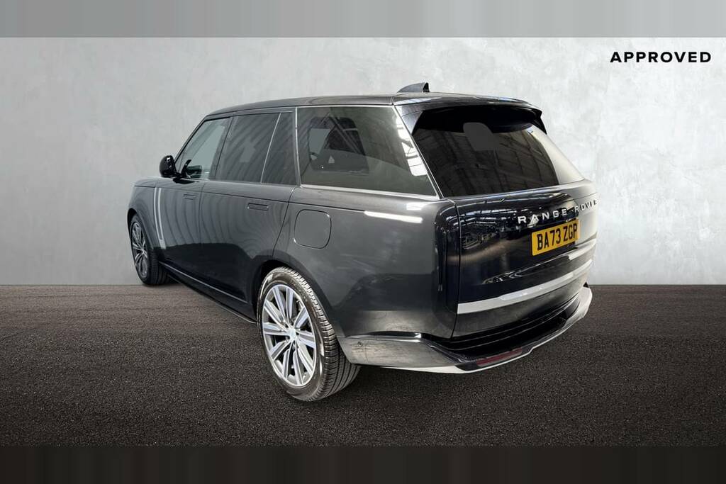 Land Rover Range Rover P460e Black #2