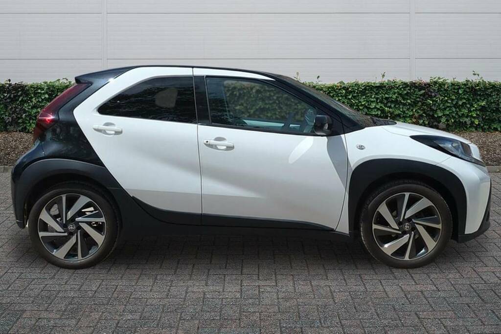 Toyota Aygo X 1.0 Vvt-i Edge White #5
