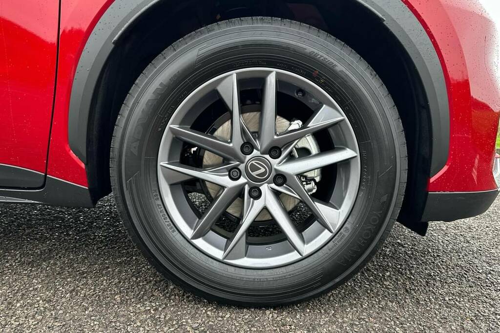 Lexus LBX 1.5 Premium E-cvt BD75VVN #5