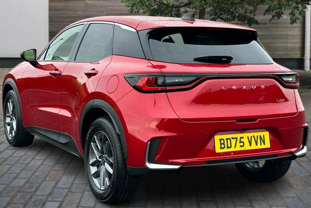 Lexus LBX 1.5 Premium E-cvt BD75VVN #3