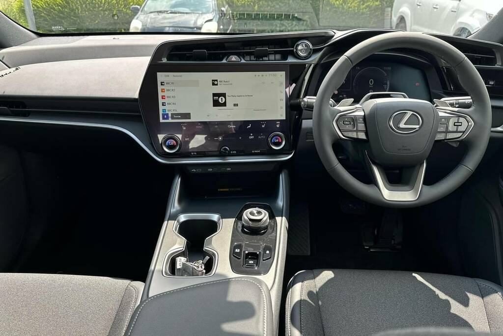 Lexus RZ 450E 71.4Kwh Premium Direct4 Silver #14