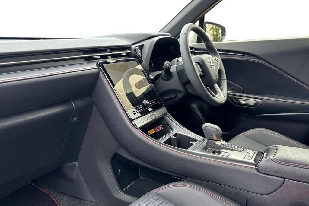 Lexus LBX 1.5 Premium Plus E-cvt VU74JYO Black #5