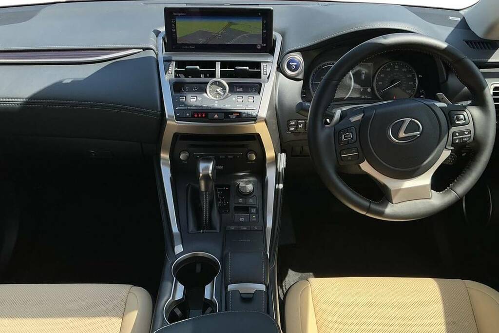 Lexus NX 300H 2.5 Takumi Cvt Pan Roof Red #6