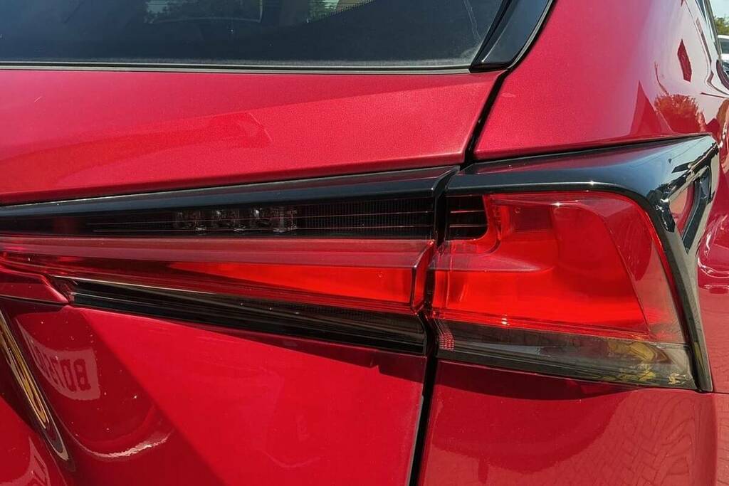 Lexus NX 300H 2.5 Cvt 8 Nav Silver #21
