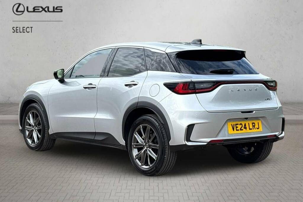 Lexus LBX 1.5 Takumi E-cvt VE24LRJ Silver #4
