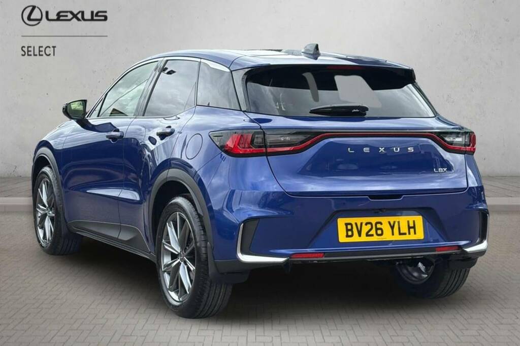 Lexus LBX 1.5 Premium Plus E-cvt #4