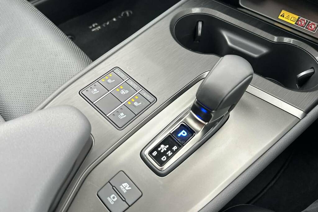 Lexus UX 300H 2.0 Premium Plus Cvt Hatchback #16