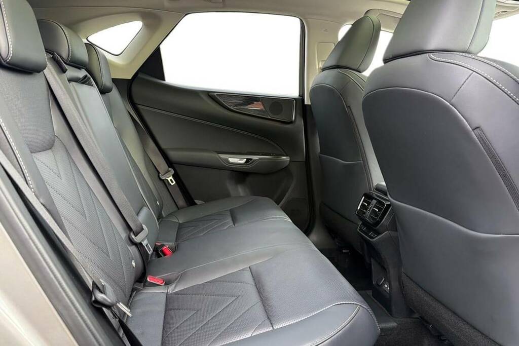 Lexus NX Nx 350H Awd Premium Plus Silver #8