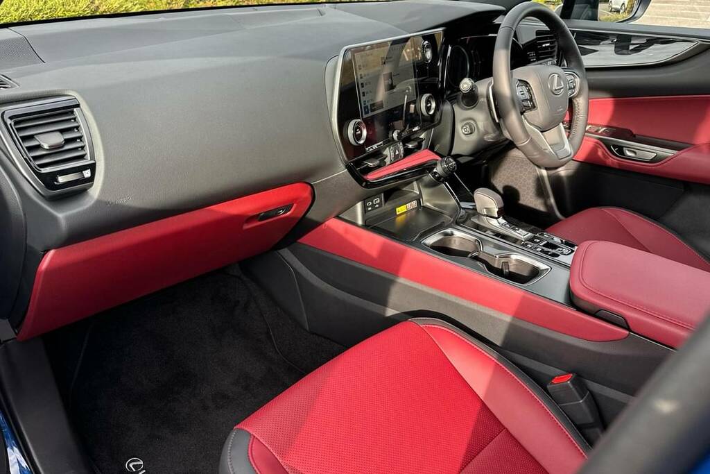 Lexus NX 450H 2.5 Premium E-cvt  #2