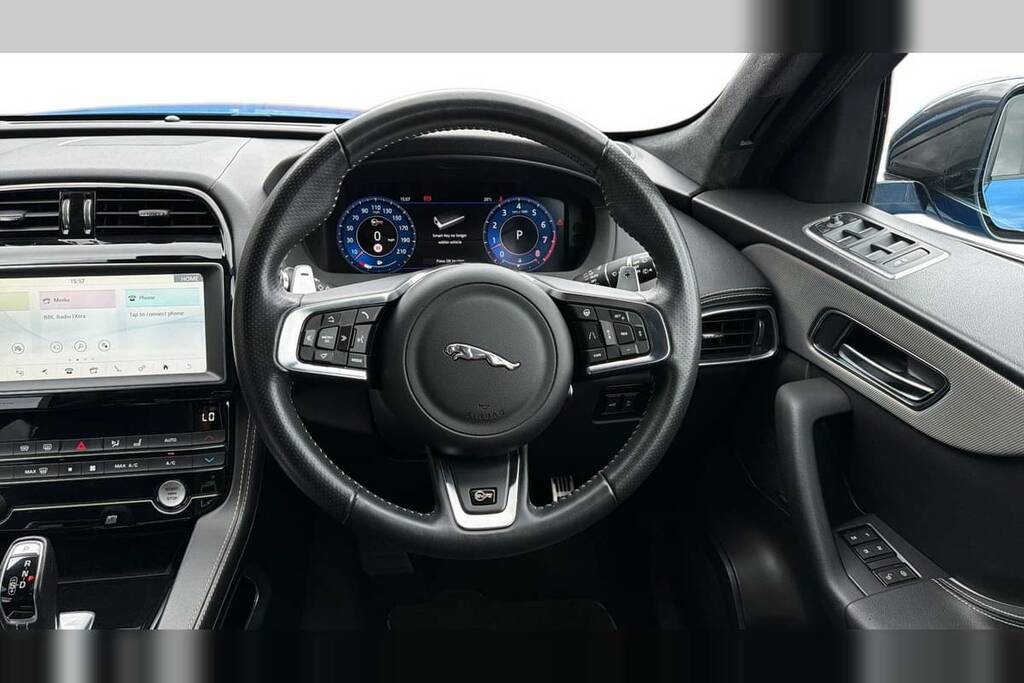 Jaguar F-Pace  Black #15