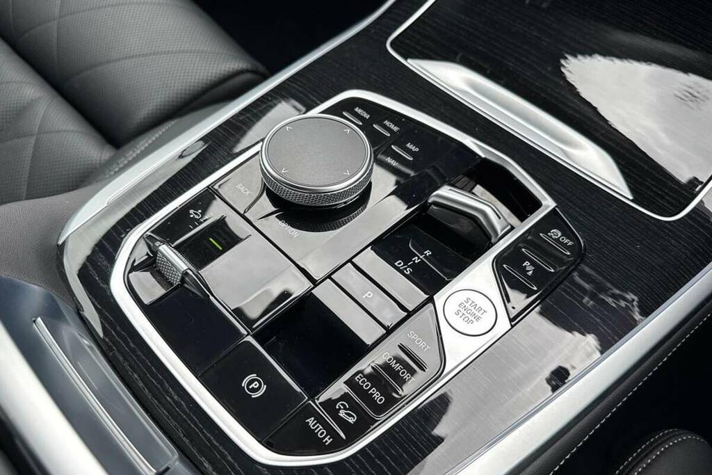 BMW X7 Suv Blue #10
