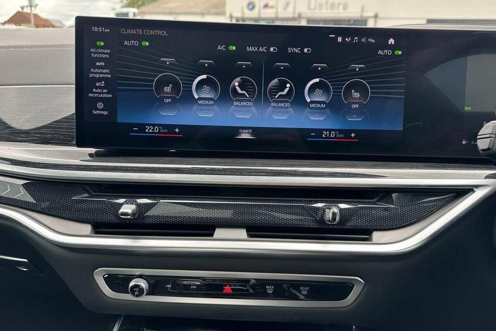 BMW X7 Suv Blue #26