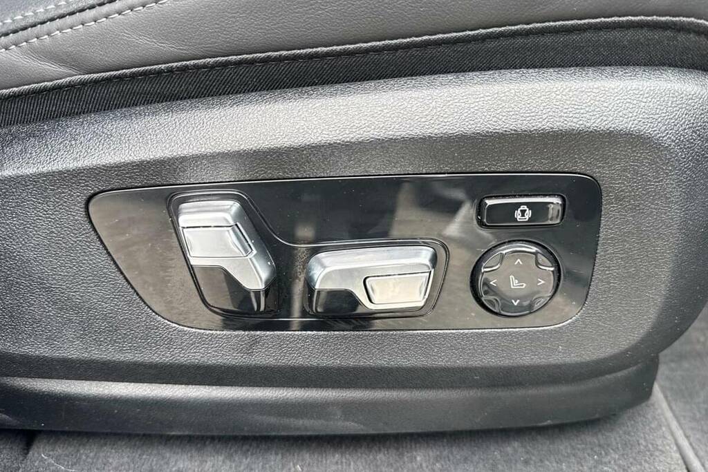 BMW X7 Suv Blue #18