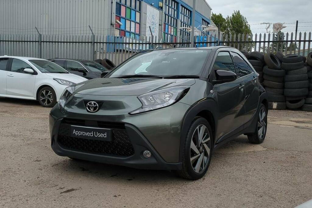 Toyota Aygo X 1.0 Vvt-i Edge Green #6